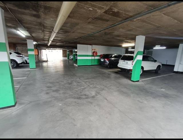 BUSINESS PROPERTY TO RENT IN HURLINGHAM